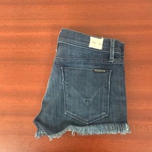 Hudson amber fray hem short